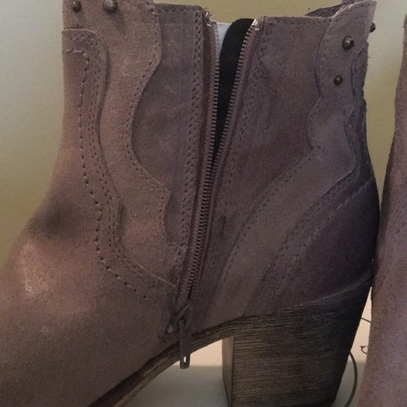 NIB Steve Madden Concrete Grey Booties  Western 10 - Picture 7 of 11